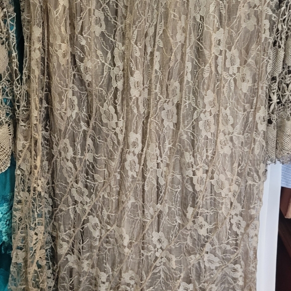 Mother of the Bride - Picture 9 of 13